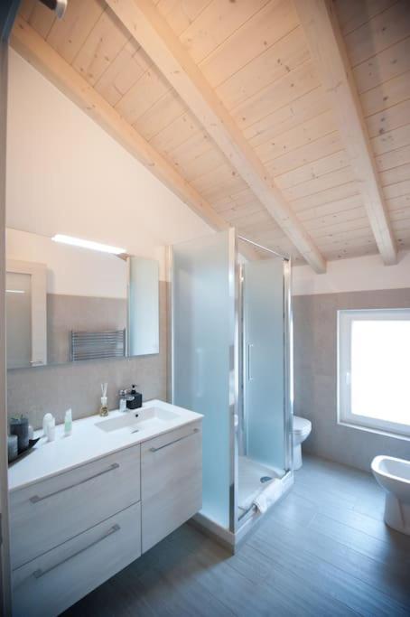 Casa Gemma - Big Family House With Free Parking Apartman San Giovanni Lupatoto Kültér fotó